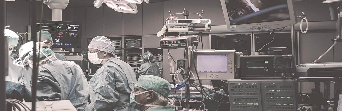 doctors facing medical challanges that can be solved with AI systems