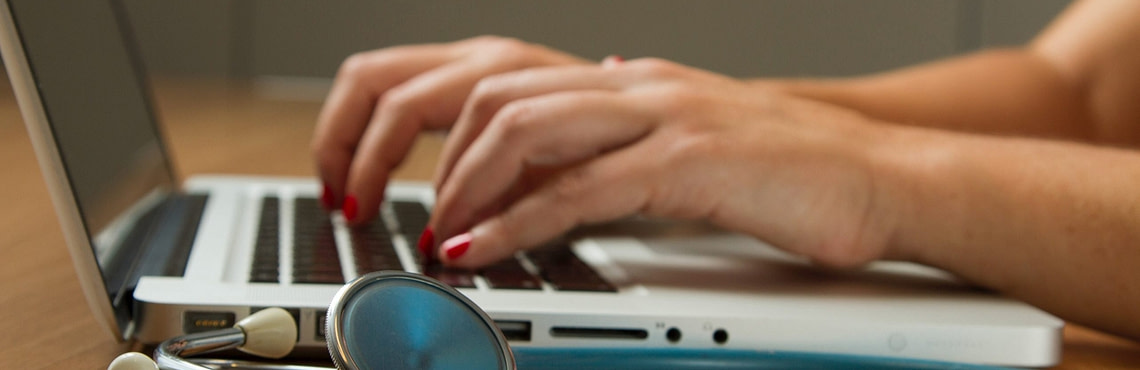 Software for the healthcare industry: what is it and why is it worth using?