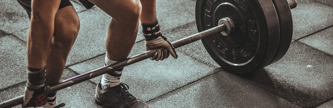 What are current technology trends in fitness apps?